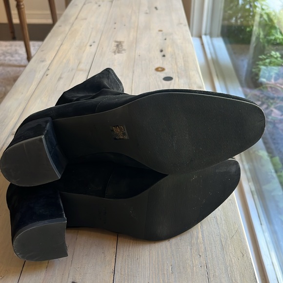 New. Stuart Weitzman Yuliana 60 Stretch Suede Ankle Boots in Black Size 8.5 - Picture 8 of 9